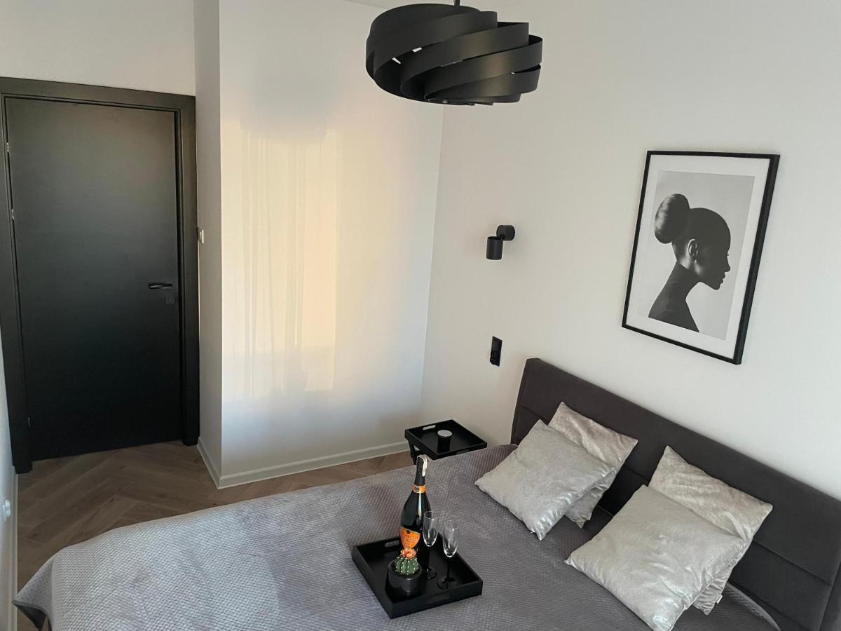 Smart Central Stay 2, Rynek, Sienkiewicza 24-Hour Check-In Zameldowanie Calodobowe Kielce Bagian luar foto